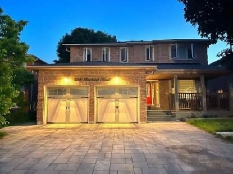 Stunning Executive Home For Sale! in City of Toronto,ON - Houses for Sale