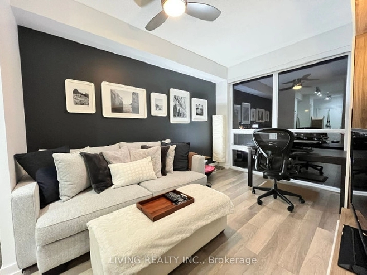 ONE BD, 1 WR: 16 BOOKERS LN, ST 1004, TORONTO in City of Toronto,ON - Apartments & Condos for Rent