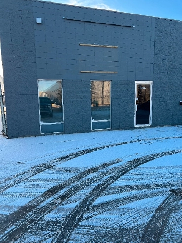 Shop for lease Image# 1