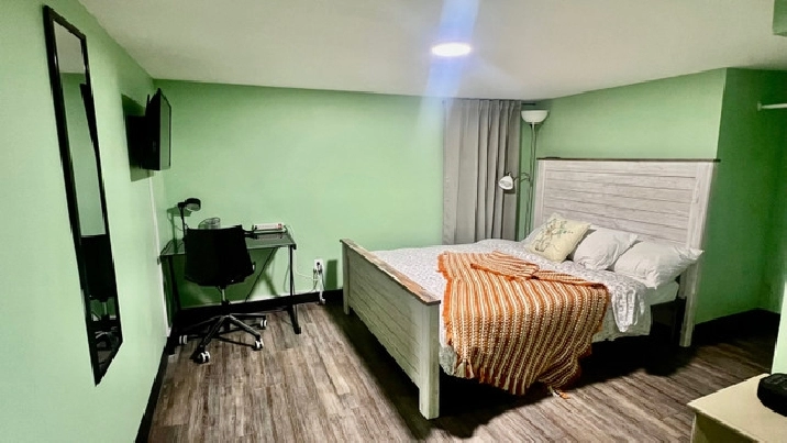 Independent Fully Furnished Basement Suite w/ Separate Entrance in Edmonton,AB - Short Term Rentals