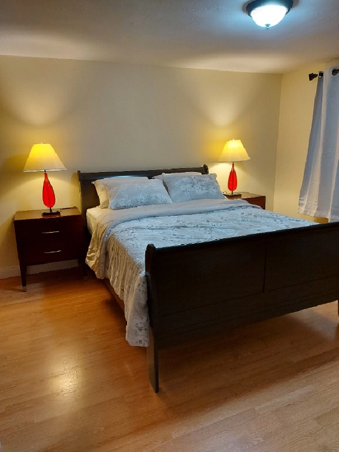 Furnished bedroom in Fredericton,NB - Room Rentals & Roommates