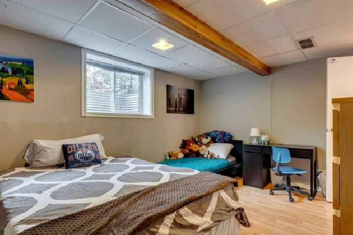 2 bedroom basement suite with separate entrance for rent in Calgary,AB - Apartments & Condos for Rent