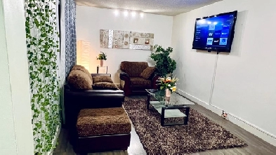 3Bdr Entire Home|CityCentre|DownTown|NAIT|RogersPL