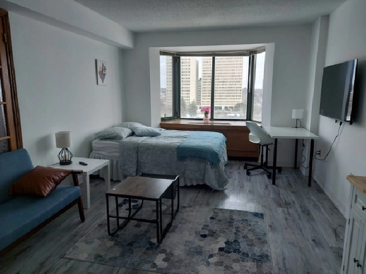 Private bedroom by Rideau River in Ottawa in Ottawa,ON - Short Term Rentals