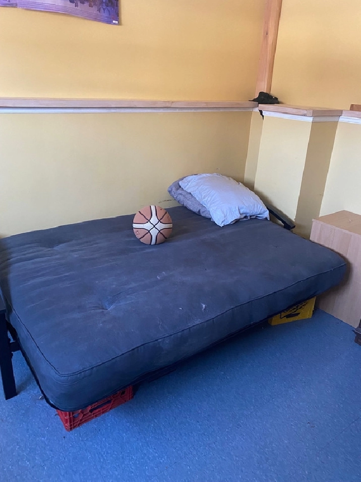 Room to rent in City of Halifax,NS - Room Rentals & Roommates