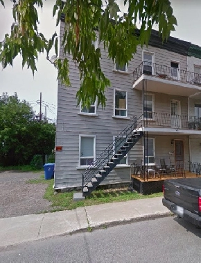 Beau très grand 5 1/2, Limoilou 2e étage Juillet Image# 1