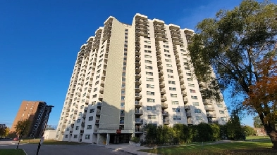 Bachelor Apartment for Rent - 1300/1310 McWatters Road Image# 1