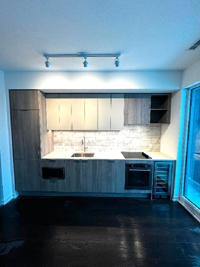 Stunning New 1-Bedroom Condo at Eglinton & Bathurst, Toronto in City of Toronto,ON - Apartments & Condos for Rent