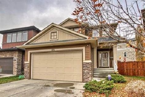 Detached House Under $1 Million in Pickering in City of Toronto,ON - Houses for Sale