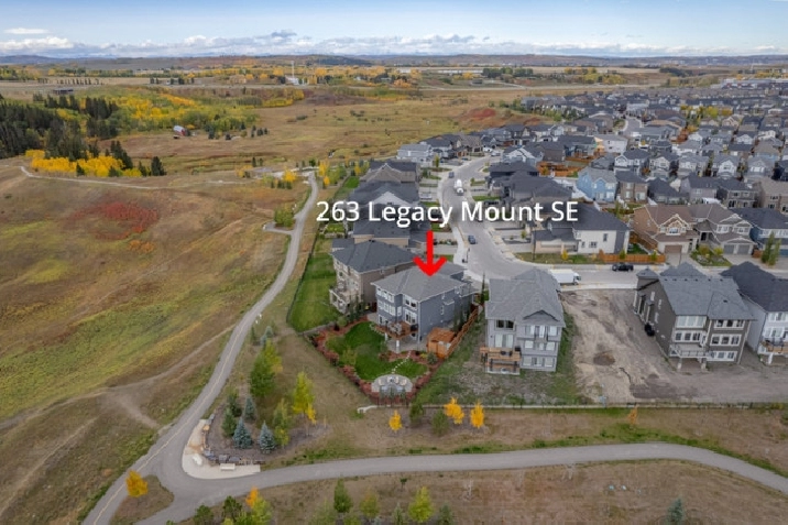 HOME FOR SALE WITH INCREDIBLE LOCATION IN CALGARY-RELOCATE NOW! in Calgary,AB - Houses for Sale
