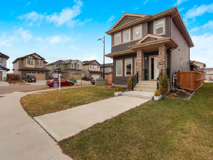 Charming 3-Bedroom Home in Beaumont FOR SALE in Edmonton,AB - Houses for Sale