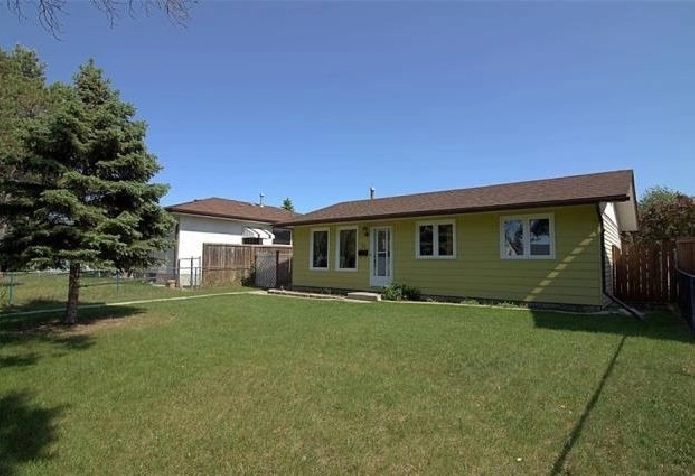House for Rent in the South of the City - St. Vital area in Winnipeg,MB - Apartments & Condos for Rent