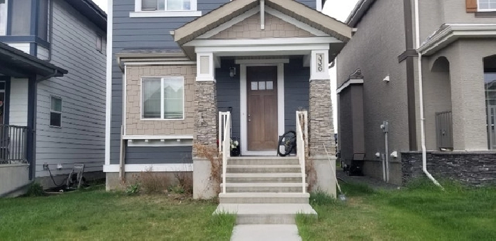 Beautiful house with finished basement (1650 sqft) in Mahogany in Calgary,AB - Houses for Sale