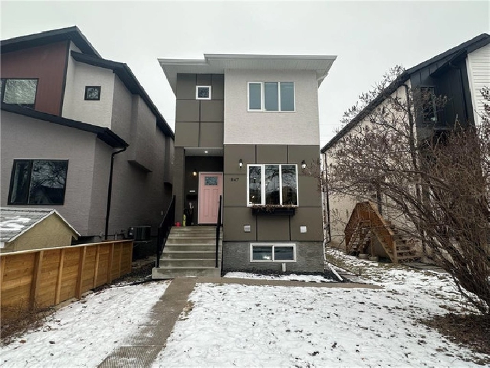 Duplex for Sale in Crescentwood, Winnipeg (202400731) in Winnipeg,MB - Houses for Sale
