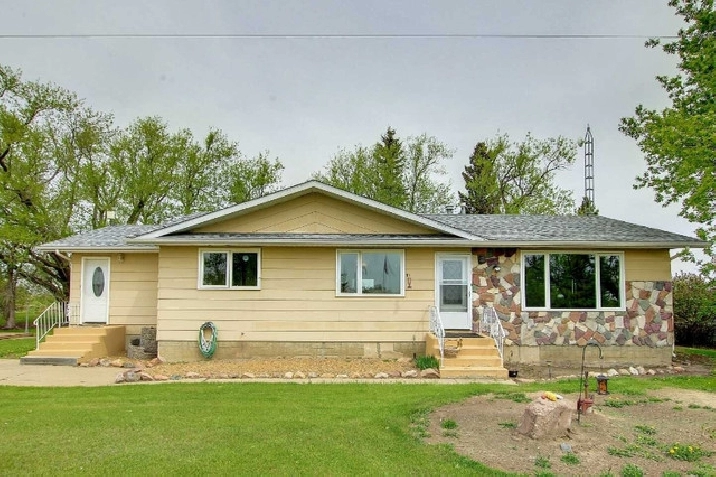 43254 Range Rd 152, Strome, AB in Edmonton,AB - Houses for Sale