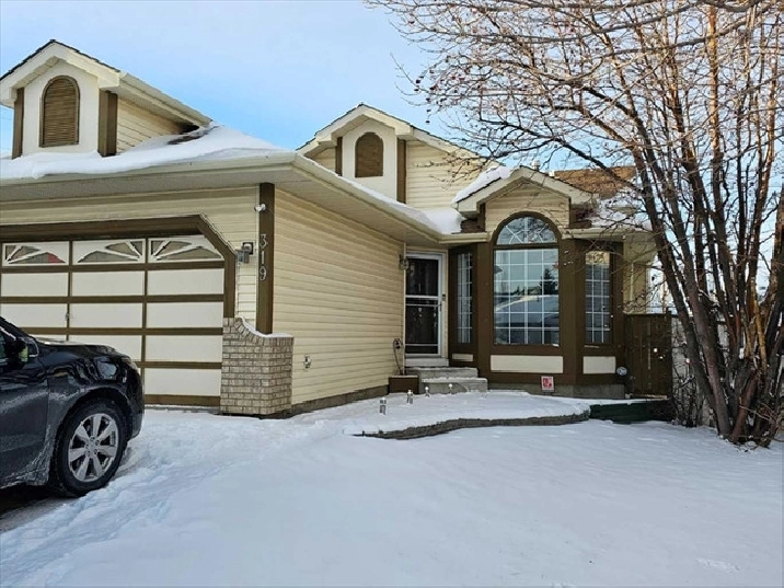 NW CALGARY HOME UNDER 750K w/ 4 BEDROOMS AND FINISHED BASEMENT in Calgary,AB - Houses for Sale
