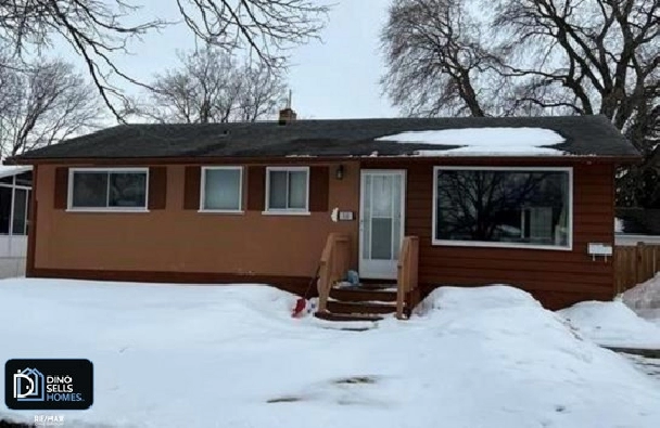 BUNGALOW IN ST VITAL AREA in Winnipeg,MB - Houses for Sale