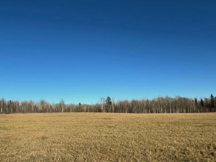 Amazing 9.88 Acre Property! in Edmonton,AB - Land for Sale