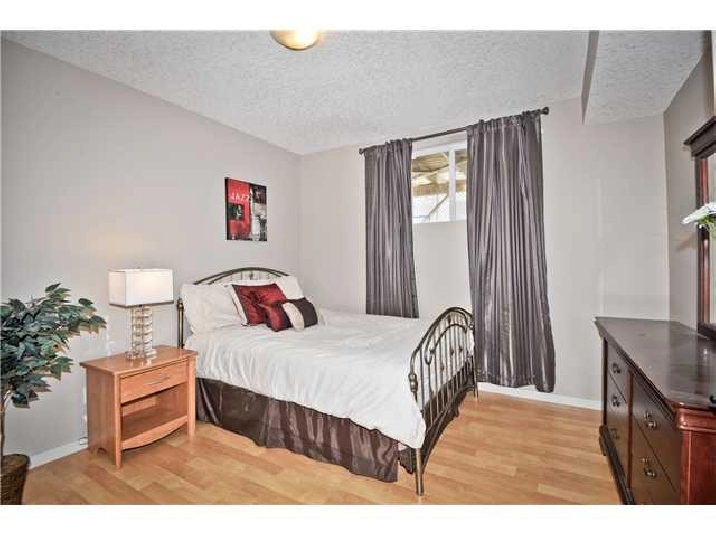 Beautiful 1 Bedroom Basement Suite for Rent in Airdrie in Calgary,AB - Apartments & Condos for Rent