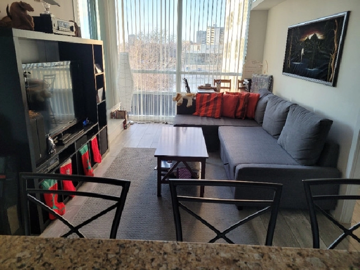 SUBWAY! LUXURY! FURNISHED! PRIVATE BATHROOM! AVAIL. FEB. 5TH! in City of Toronto,ON - Room Rentals & Roommates