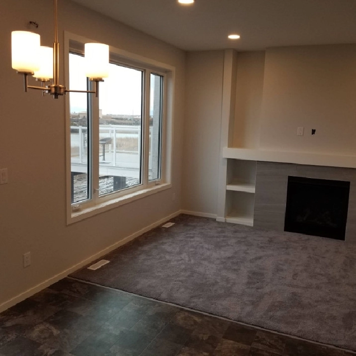 3 3bd 2.5 bath upper unit of a duplex in Prairie Pointe in Winnipeg,MB - Apartments & Condos for Rent