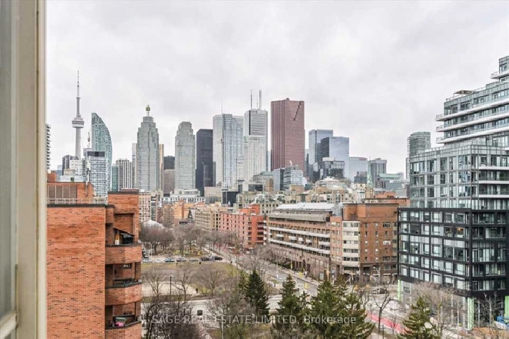 2 Bedroom 1 Penthouse Downtown in City of Toronto,ON - Condos for Sale
