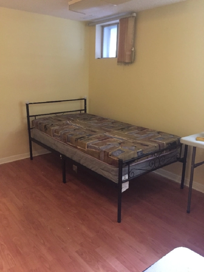 1 bedroom in basement.Scarborough, Feb 1st in City of Toronto,ON - Room Rentals & Roommates