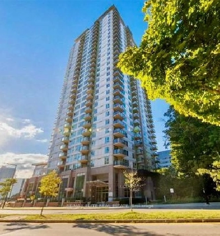 ✨BRIGHT AND SPACIOUS 1 1 BEDROOM CONDO WITH AN INCREDIBLE VIEW! in City of Toronto,ON - Condos for Sale