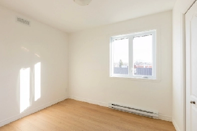 Maison de ville 3 étages Québec Image# 1