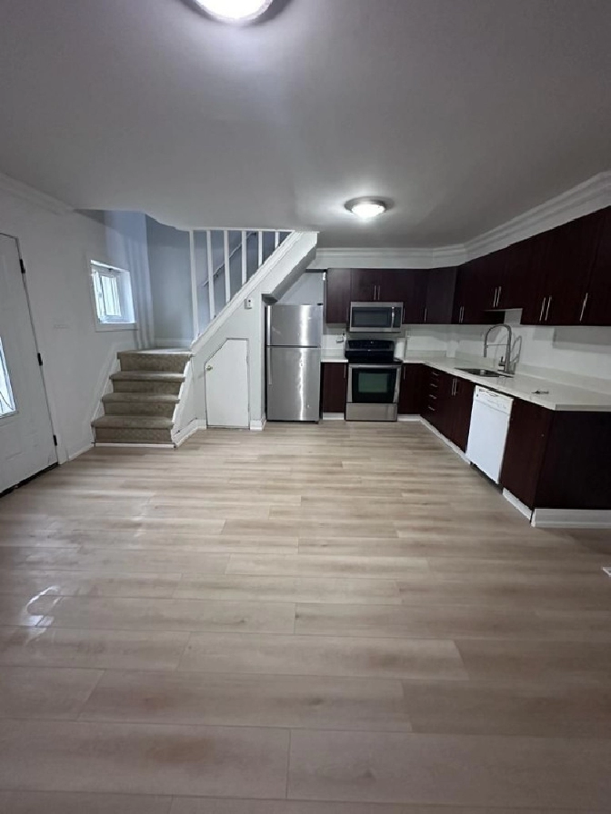 three bedroom 1.5 bath unit for rent - weston and eglinton in City of Toronto,ON - Apartments & Condos for Rent