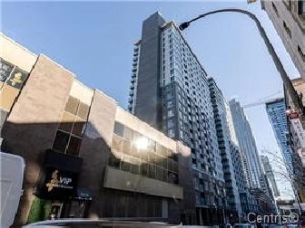 !! 2 BEDROOM CONDO FOR SALE DOWNTOWN !! in City of Montréal,QC - Condos for Sale