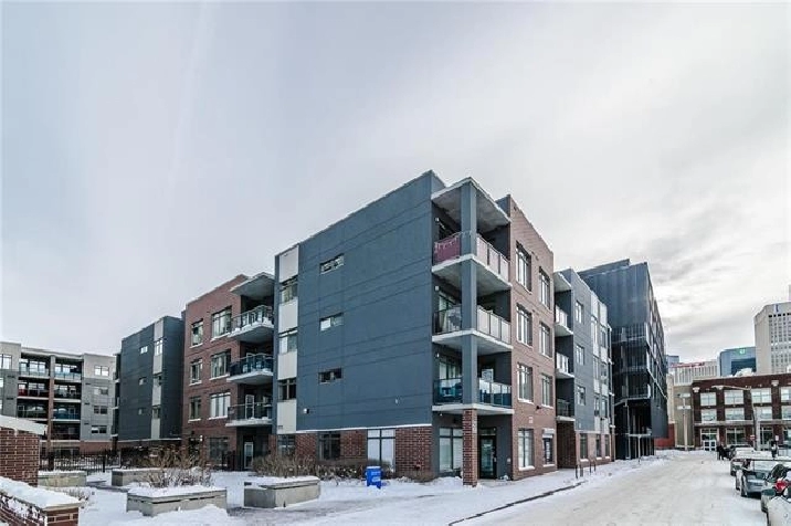 Nestled on the 4th floor overlooking the East Exchange District! in Winnipeg,MB - Condos for Sale
