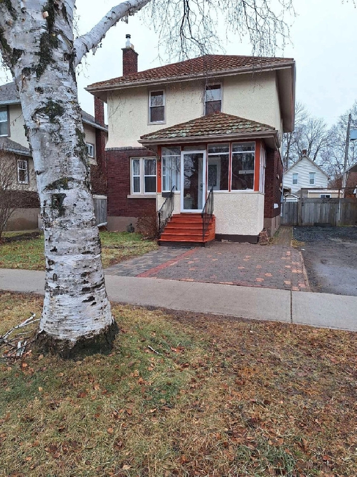 433 Mckellar st S in Thunder Bay,ON Houses for Sale