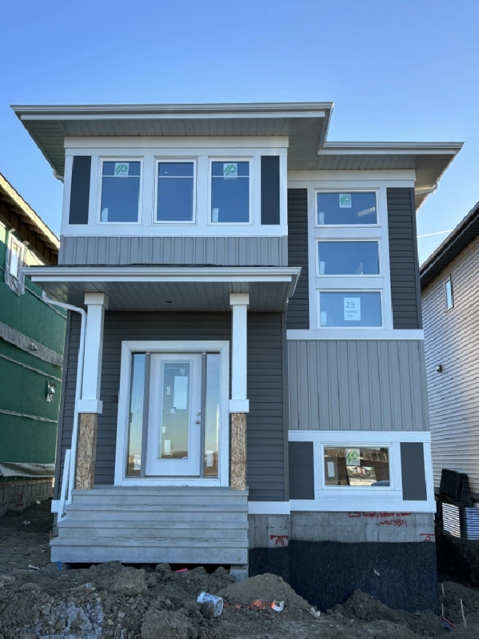 Home 1564 SF Laned Home with Bonus Room! Only $409,900! in Edmonton,AB - Houses for Sale