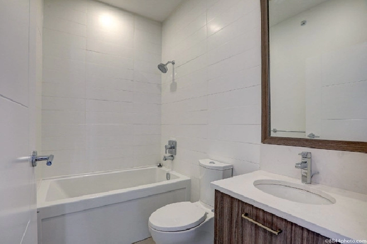 Second-floor south-facing bedroom(half individual washroom in Vancouver,BC - Room Rentals & Roommates