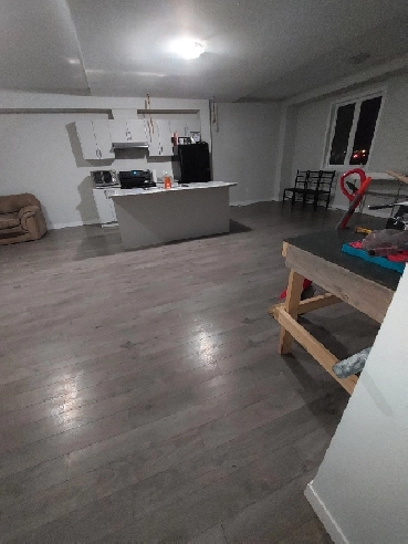 PET FRIENDLY, LARGE 3 BEDROOM APARTMENT IN WELLAND Image# 1