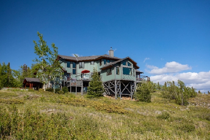Lifestyle, Tranquility, Naturally- in Whitehorse,YT - Houses for Sale