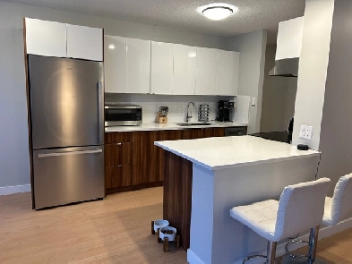 LEASE TAKEOVER - 2 Bedroom Apartment