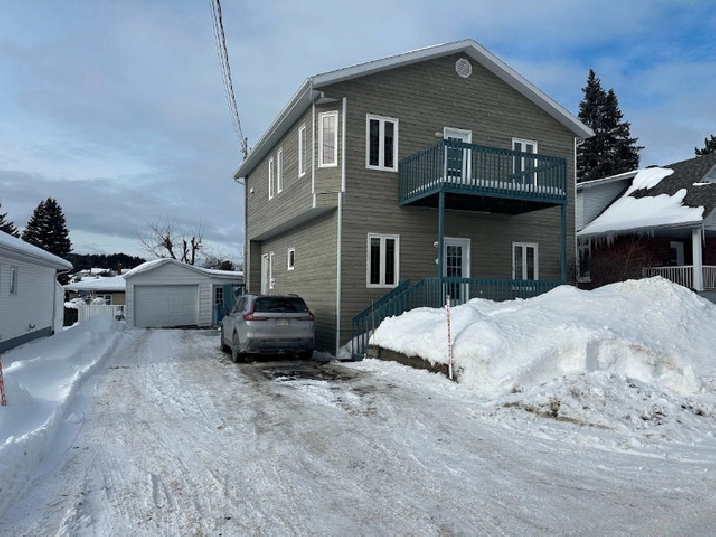 44, 46e avenue, Edmundston, NB, E3V 3B5 in Edmundston,NB Houses for Sale