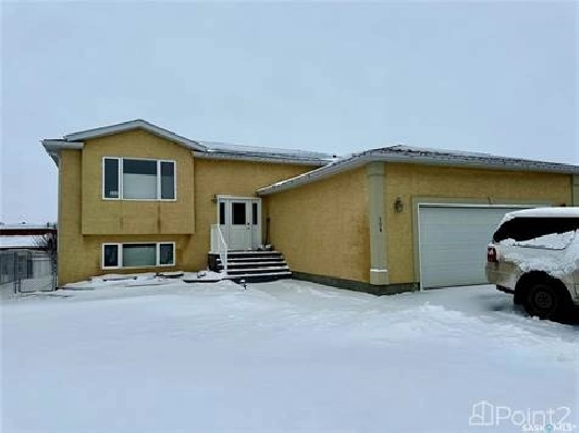 208 Willow STREET in Regina,SK - Houses for Sale