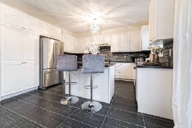 4 Bedroom, 3.5 Bath House For Rent $3,200 - April 1 Image# 1