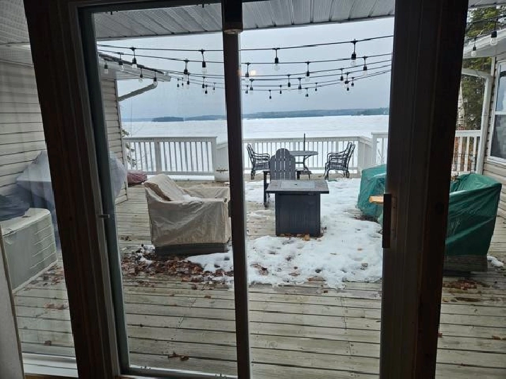 BIG WHITESHELL LAKE, SANDY BEACH WATERFRONT in Winnipeg,MB Houses for