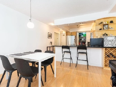 City Dorms: Budget-Friendly Furnished Rooms in Downtown!