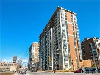 JARDIN WINDSOR 1280 ST JACQUES CONDO WITH 2 BEDROOM BEST PRICE in City of Montréal,QC - Condos for Sale