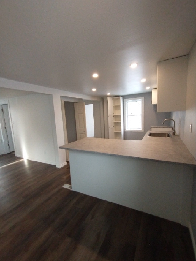 2 Bedroom 2nd Level Duplex for Rent in Winnipeg,MB - Apartments & Condos for Rent