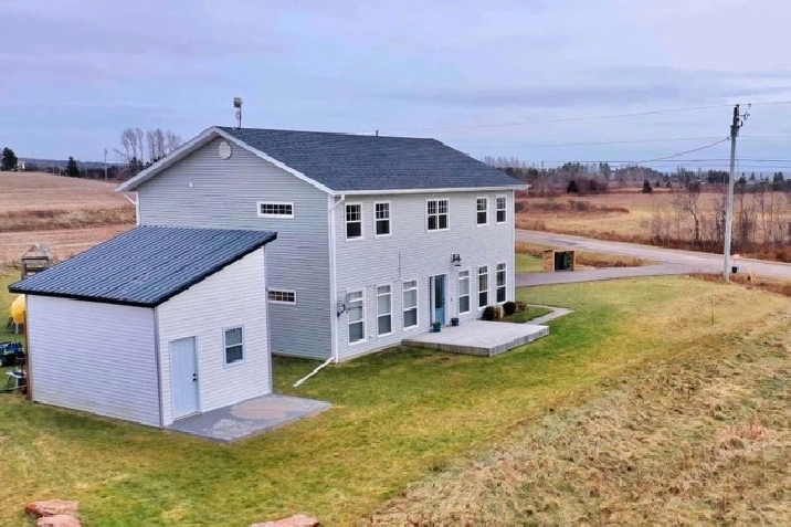 Newer Home For Sale! Close to South Shore Beaches and Cornwall. in Charlottetown,PE - Houses for Sale