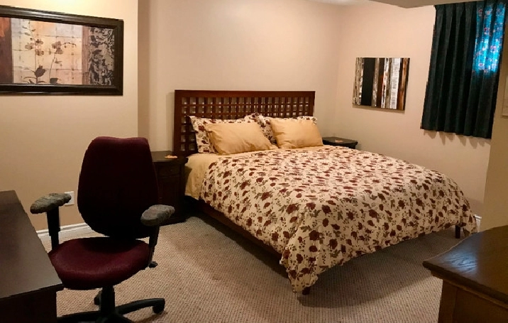 Furnished Edgemont Walk-out Basement Suite - Utilities Included in Calgary,AB - Room Rentals & Roommates