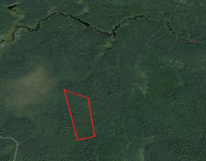 42 Acres in Timmins, ON Bordering Crown Land! Northern Ontario! in City of Toronto,ON - Land for Sale