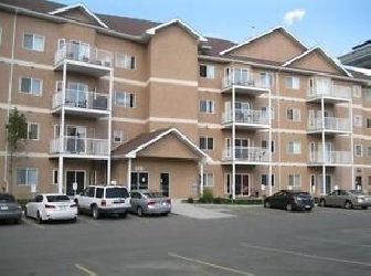 2 Bedroom Condo in Edmonton,AB - Apartments & Condos for Rent