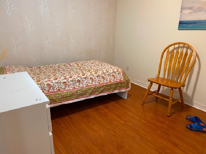 Room rent- basement apartment: Lawrence Ave & Warden in City of Toronto,ON - Room Rentals & Roommates